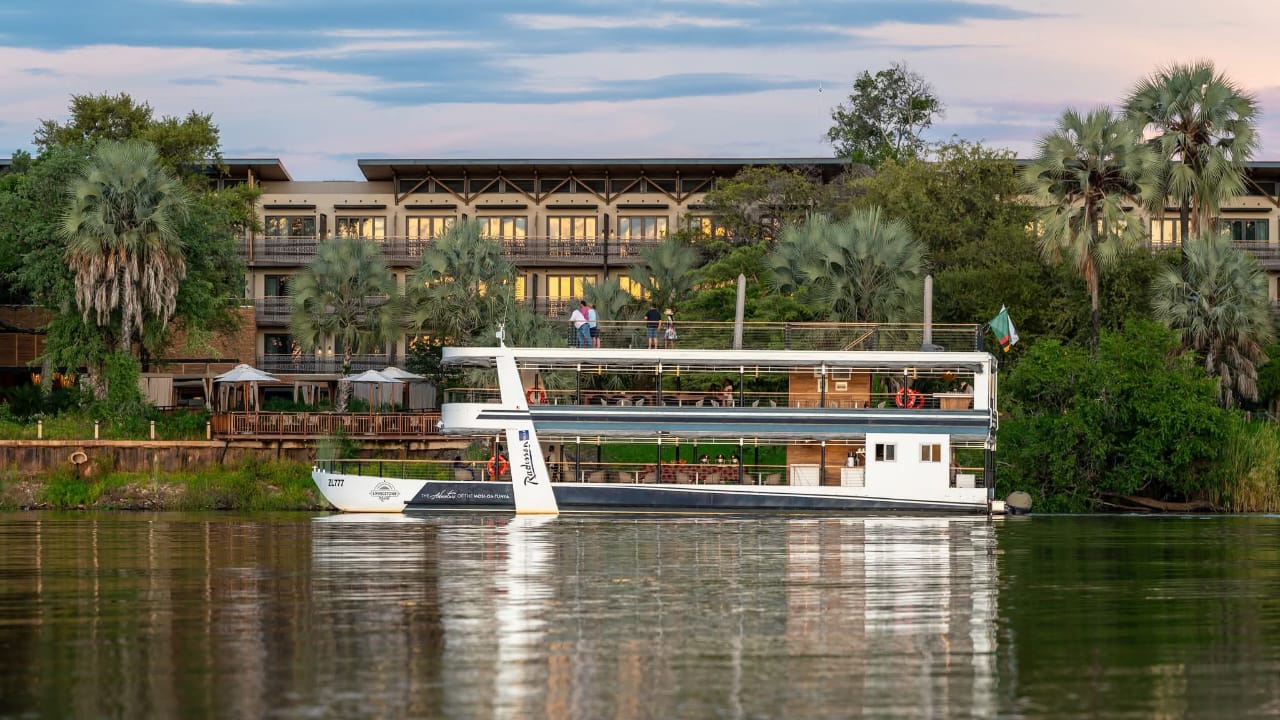 Radisson Blu Mosi-Oa-Tunya River Cruiser — Outside Guests in Livingstone, Zambia